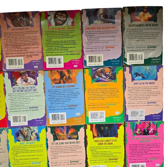 GOOSEBUMPS Book Lot RL Stine Paperback Spooky Scary Stories Goose Bumps Vintage - Picture 10 of 16